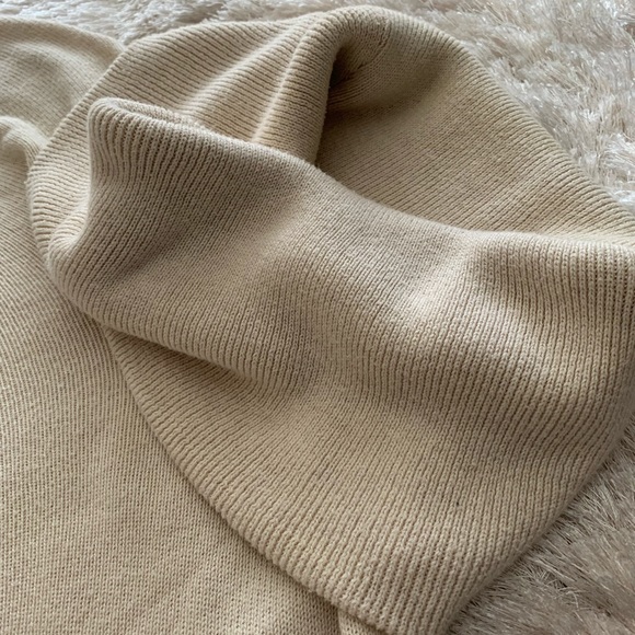 Chico’s sweater. Cream cowl neck, 3/4 sleeves, dolman/boxy shape, VERSATILE! - Picture 9 of 12
